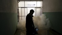 Pencegahan Penyebaran Virus Zika di Venezuela. Marco Bello/Reuters/detikFoto.