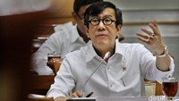 Yasonna menghadiri rapat kerja di Komisi III, Gedung DPR, Jakarta.