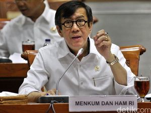 Menkum HAM Ancam Cabut Cuti Bersyarat Eks Pemred Obor Rakyat