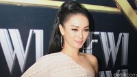 Zaskia Gotik makin cantik aja. Pool/Ismail/detikFoto.