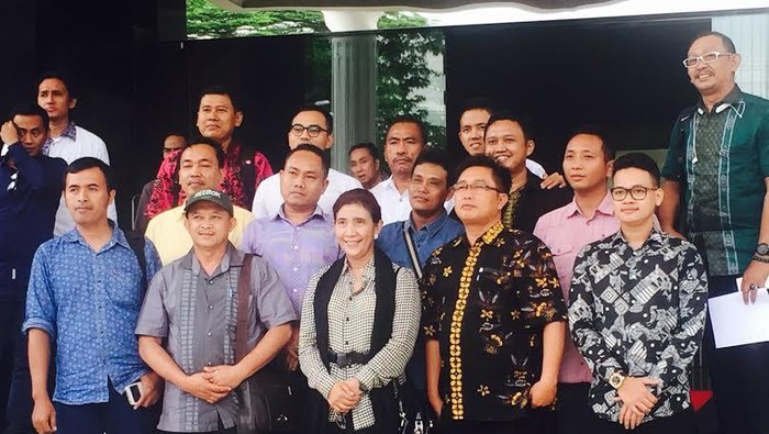 Nelayan Protes Karena Kebanyakan Izin, Menteri Susi Siap Memangkas