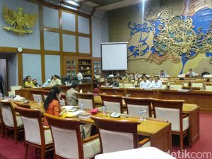 Baleg DPR Rapat Pleno Tentukan Kelanjutan Revisi UU KPK
