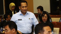 Budi Waseso saat tiba di ruang rapat Komisi III DPR.
