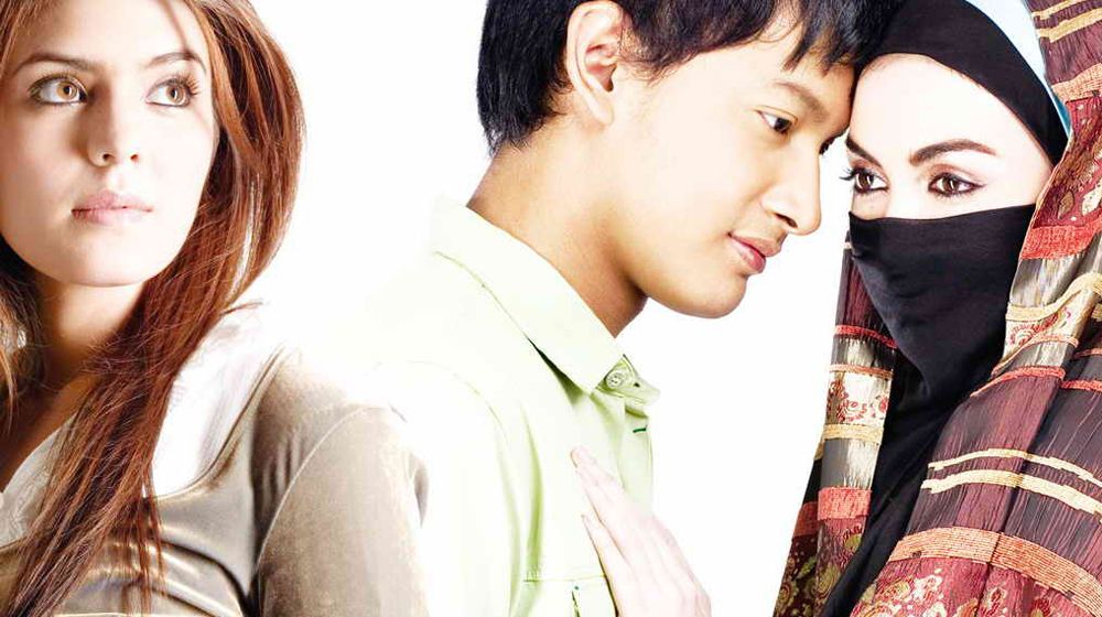 Poster Film bernuansa cinta