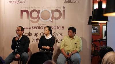 Pemilik Lapak Berburu Ilmu Jualan dengan Smartphone