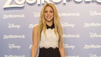 Bagaimana menurut Anda penampilan Shakira kali ini? Xavi Torrent/Getty Images/detikFoto.