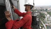 Bagi mereka ketinggian adalah hal yang biasa.