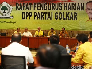 Ceketum Golkar Harus Lewat Proses Debat Kandidat dan Uji Publik