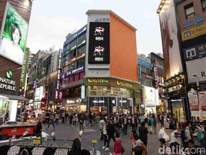 Mengenal Myeongdong di Korea yang Heboh Ada Logo Halal MUI