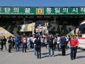 Deg-degan! Wisata ke Perbatasan Korea Utara