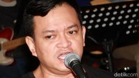 Akan ada kejutan yang disiapkan oleh Yovie Widianto Cs di penampilan mereka nanti, salah satunya album baru mereka. Pool/Gus Mun/detikFoto.