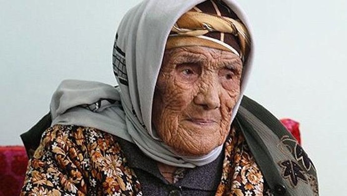 Wanita tertua di dunia