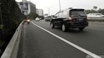 Salah Belok, Pemotor Nekat Masuk Tol