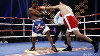 Laga ini jadi salah satu partai tambahan pertarungan tinju dunia kelas ringan versi World Boxing Organization (WBO) antara Daud Cino Yordan (Indonesia) dan Yoshitaka Kato (Jepang).