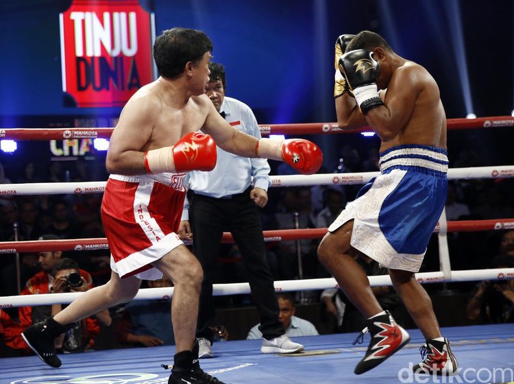 Ketika Ellyas Pical Kembali Naik Ring