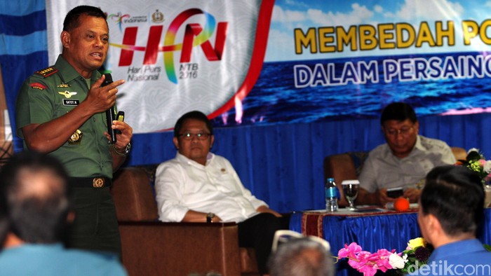 Dilepas Panglima, Peserta HPN Naik Kapal Perang dari Surabaya ke Lombok