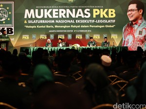 Makna Tema Holopis Kuntul Baris di Mukernas PKB