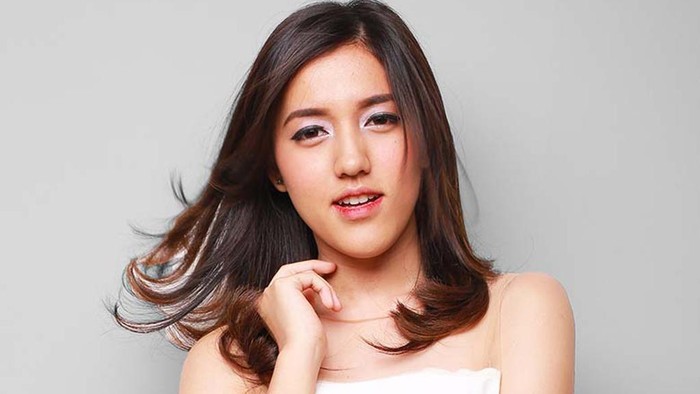 Ify Blink Bangga Lagu Ciptaannya Eksis di iTunes