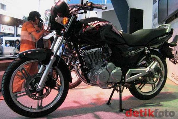 Suzuki Thunder