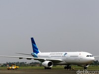 Heboh Imbauan Dilarang Foto di Pesawat Garuda