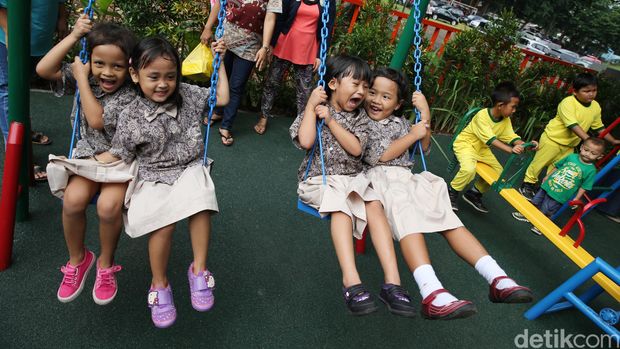 Ahok Tegaskan Konsep RPTRA Orisinil, Bukan Hasil Contek Taman Interaktif