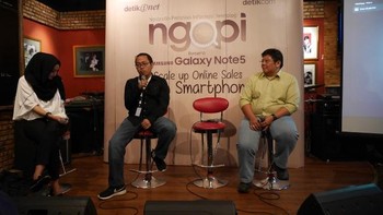 Disampaikan oleh Achmad Zaky, CEO Bukalapak, di acara Ngopi detikINET bareng Samsung, Kamis (4/2/2016), punya modal besar dulu adalah hal yang wajib bagi orang yang ingin berbisnis. Namun pakem ini berubah sejak tren smartphone meningkat, kreatifitas menjadi yang utama. Foto: detikINET/Anggoro Suryo Jati