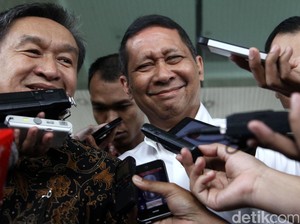 Diperiksa KPK, RJ Lino Ditanya Proses Pengadaan QCC di Pelindo II