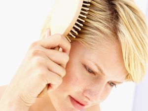 Jarang Disadari, Ini 6 Tanda Rambut dan Kulit Kepala Mengalami Penuaan