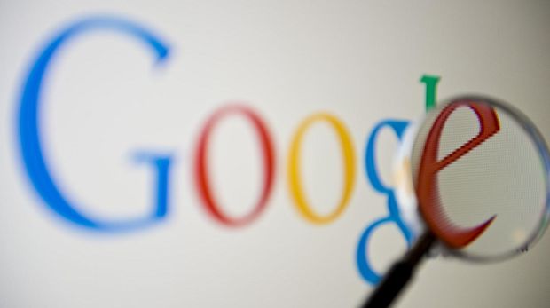 Google punya caranya tersendiri untuk memerangi ISIS, yaitu dengan iklan. Raksasa mesin pencari itu akan menampilkan iklan anti ISIS ketika ada penggunanya yang googling soal ISIS ataupun gerakan-gerakan Islam radikal lainnya.