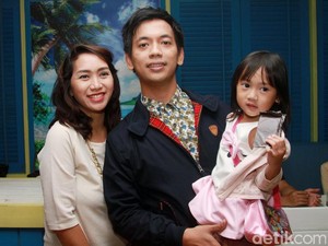 Cerita Rian DMasiv Tak Bisa Temani Istri Melahirkan Anak ke-2