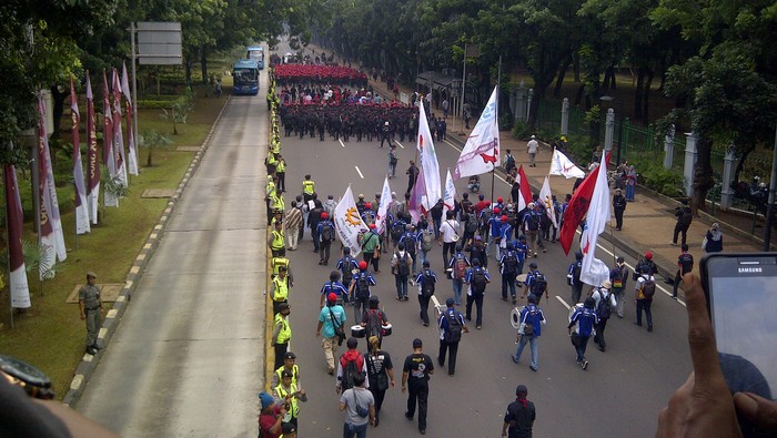 buruh demo
