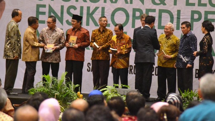 JK Sebut Yusril Bukan Sekadar Pakar Hukum, Tapi Juga Koboi yang Jago Khotbah