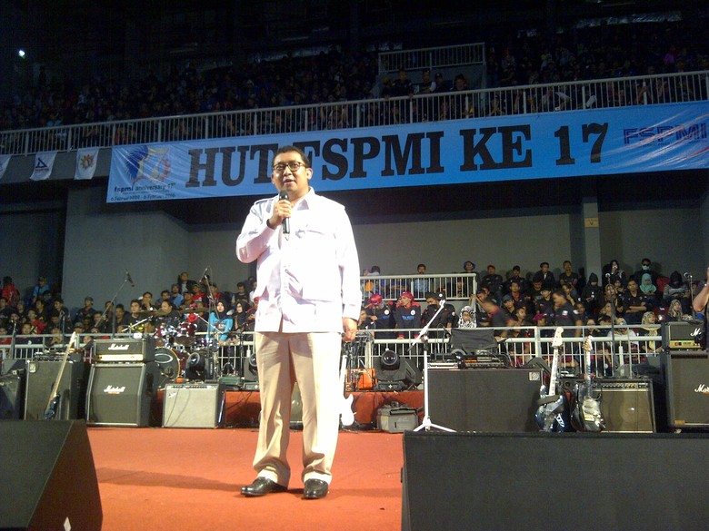 Di Kongres FSPMI, Fadli Zon: Buruh ke DPR Jangan Demo, Kita Gelar Karpet Merah Di Kongres FSPMI, Fadli Zon: Buruh ke DPR Jangan Demo, Kita Gelar Karpet Merah