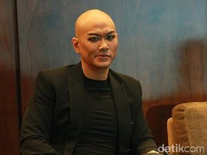 Tuduhan Pelecehan Indra Bekti, Deddy Corbuzier Ringkus Hater Chika Jessica