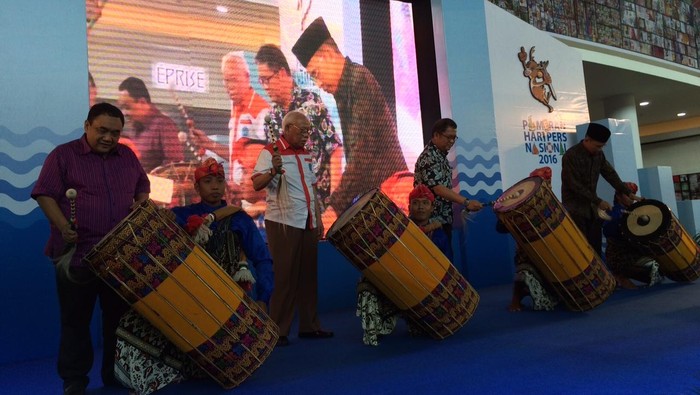 Menkominfo dan Gubernur NTB Buka Pameran Hari Pers Nasional di Lombok