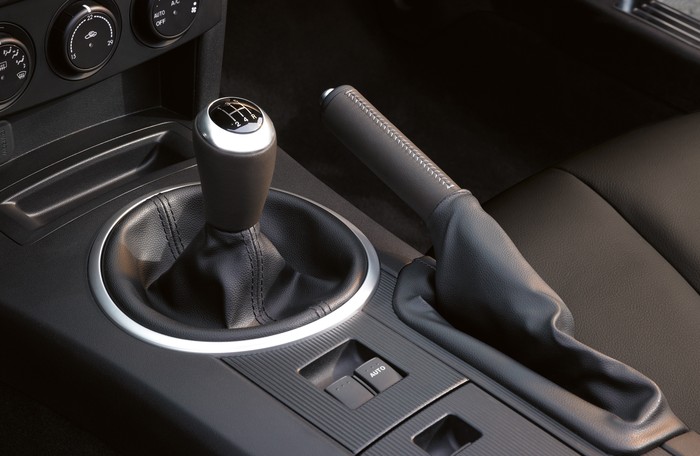 Ini yang Terjadi Bila Electronic Handbrake Ditekan Saat 190 km/jam