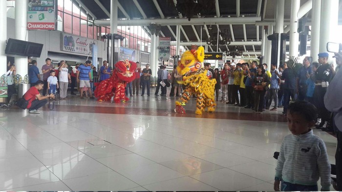 Atraksi Barongsai dan Wushu Ramaikan Imlek di Bandara Soekarno-Hatta