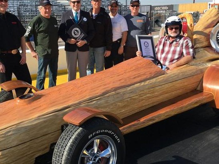 Mobil Kayu Tercepat Buatan Orang Kanada