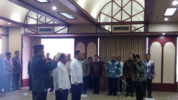 Rini Lantik 2 Pejabat Eselon I Kementerian BUMN