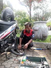 Jasa tambal ban panggilan surabaya terpercaya Jasa tambal ban panggilan Gresik terpercaya