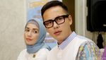 Serasinya Ussy Sulistiawaty dan Andhika