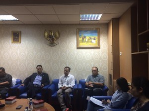 Koalisi Antikorupsi Serahkan 57 Ribu Petisi Jangan Bunuh KPK ke Baleg DPR