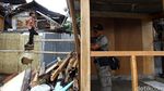 Ratusan Bangunan Liar di Pinangsia Dibongkar