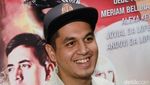 Kevin Julio Bikin ABG Kelepek-kelepek