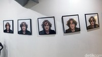 Beragam ekspresi wajah John Lennon