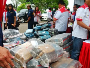 Komjen Buwas Pimpin Pemusnahan 8 Kuintal Ganja