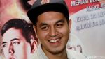 Kevin Julio Bikin ABG Kelepek-kelepek