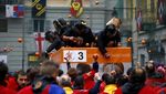 Festival Unik Saling Timpuk Jeruk di Italia