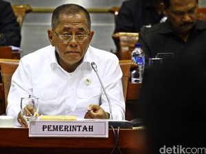Menhan: 2 Miliar Meter Persegi Lahan Aset TNI Akan Diinventarisasi