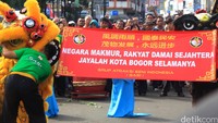 Acara persemian tersebut dimeriahkan pertunjukan barongsai. Pool/Al Fanny Panestika.